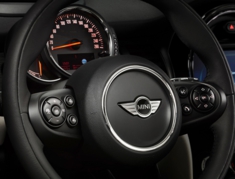 新型ミニクーパー(F56・3代目)ステアリング
