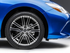 全車種対応の広い工場